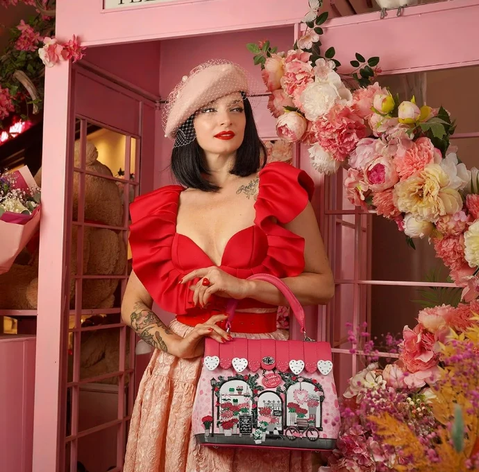 Vendula Pink Flower Shop Grace Bag 4 Vendula Pink Flower Shop Grace Bag - Image 4